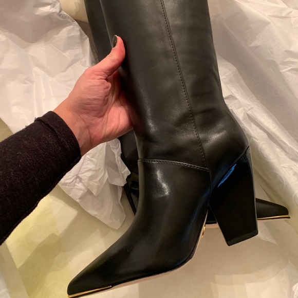 SOLD⛔️TORY BURCH SOFT LEATHER Knee high 3.6" heel pointy gold tip toe boots - Picture 14 of 16